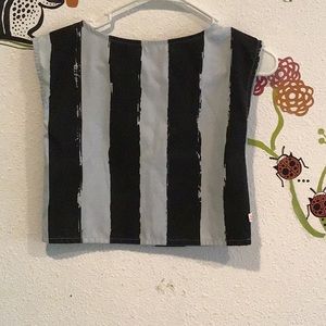Noe + Zoe Berlin black/light grey striped crop top